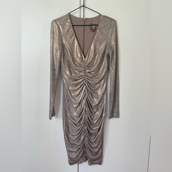 Silver bodycon Vince Camuto dress - Picture 2 of 5